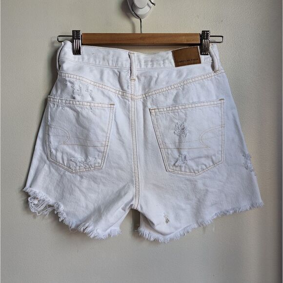 AMERICAN EAGLE White Distressed Cotton High-Rise Boyfriend Jean Shorts Size 0 - Picture 15 of 15